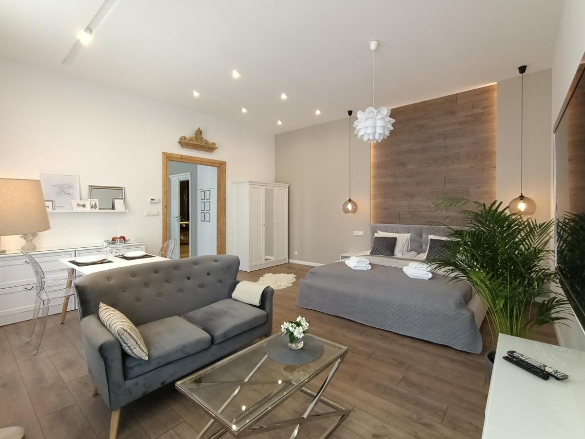 Myfive Apartments Krasków Eksteriør bilde