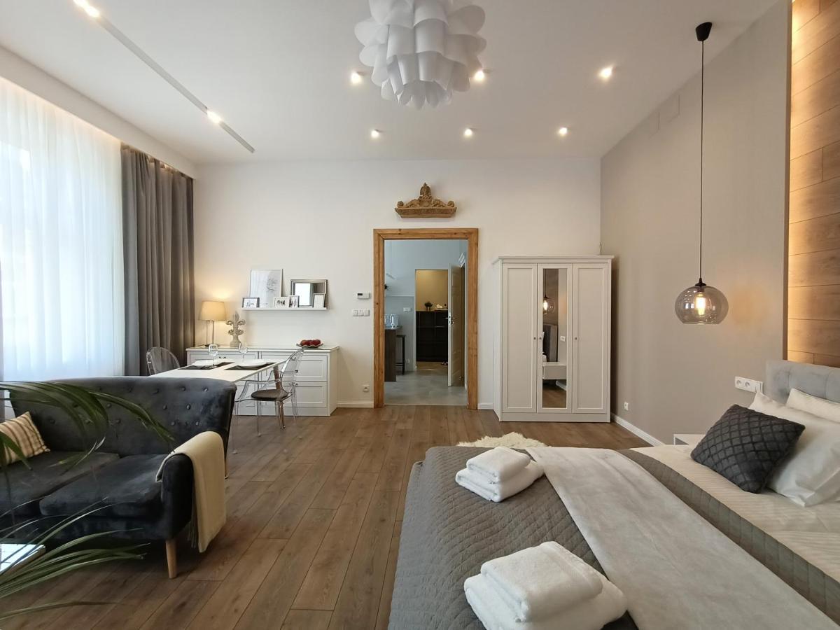Myfive Apartments Krasków Eksteriør bilde